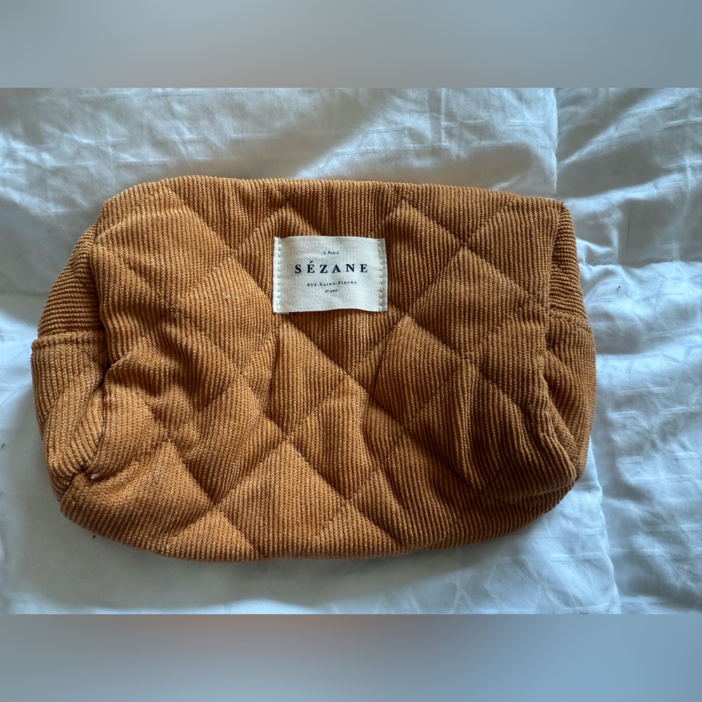 Sezane Quilted Yellow Gold Makeup Bag - Picture 2 of 3